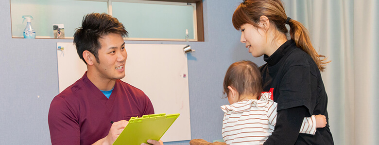 ヒアリングしている様子