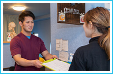 問診票をご記入していただきます